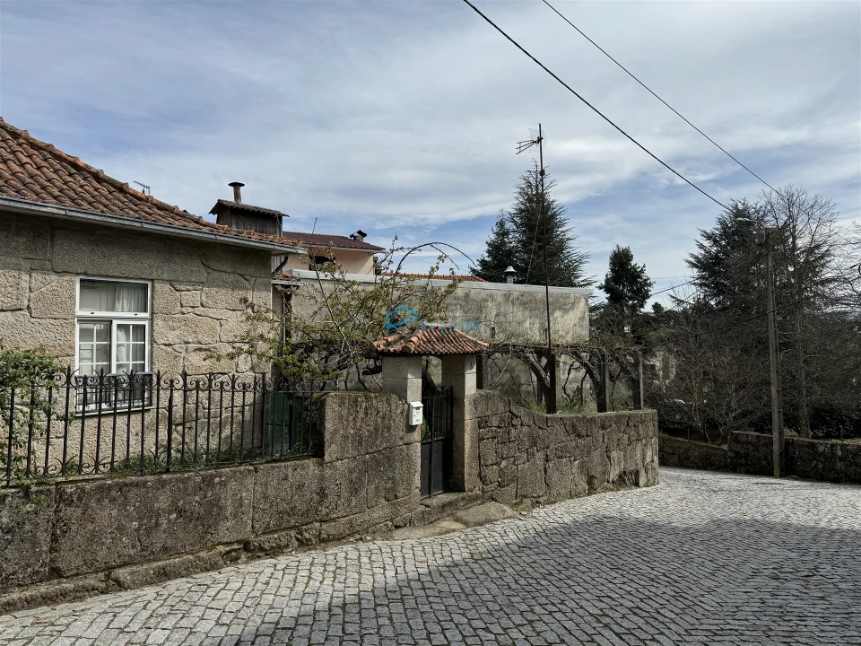 Moradia T4 para Venda em Nossa Senhora da Conceição, São Pedro e São Dinis Foto 2