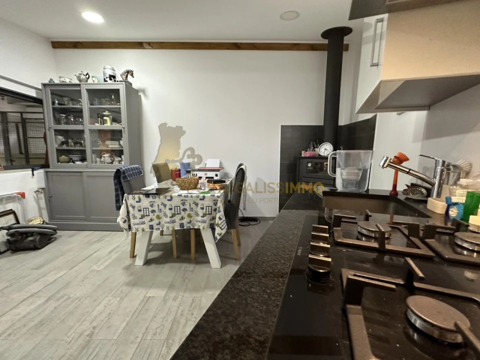 Moradia T2 para Venda em Carregueiros Foto 11