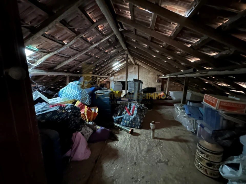 Moradia T2 para Venda em Carregueiros Foto 36