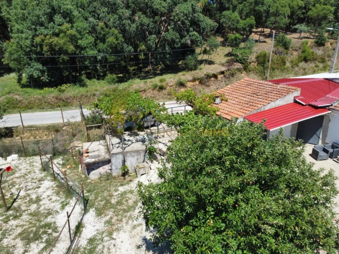 Moradia T2 para Venda em Carregueiros Foto 33