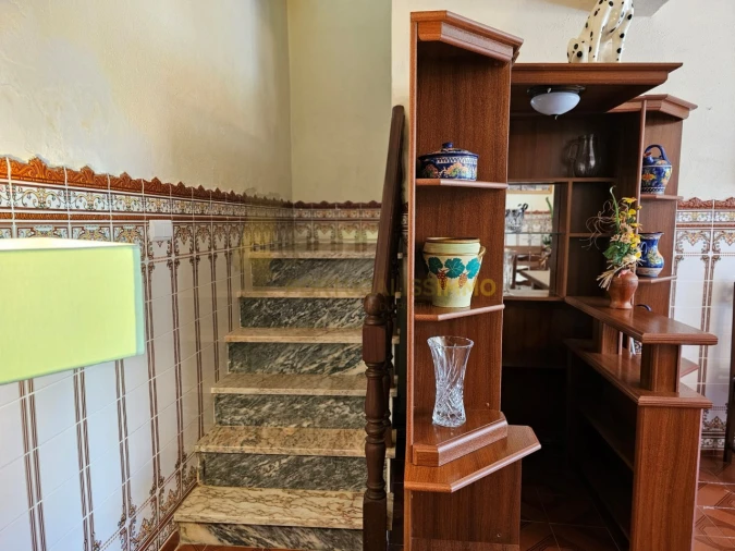 Moradia T4 para Venda em Santiago da Guarda Foto 4