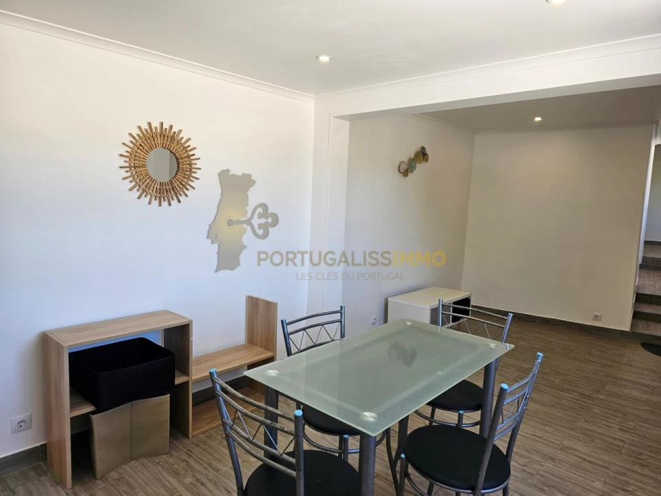 Moradia T3 para Venda em Carregueiros Foto 5