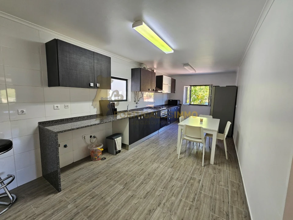 Moradia T3 para Venda em Carregueiros Foto 10