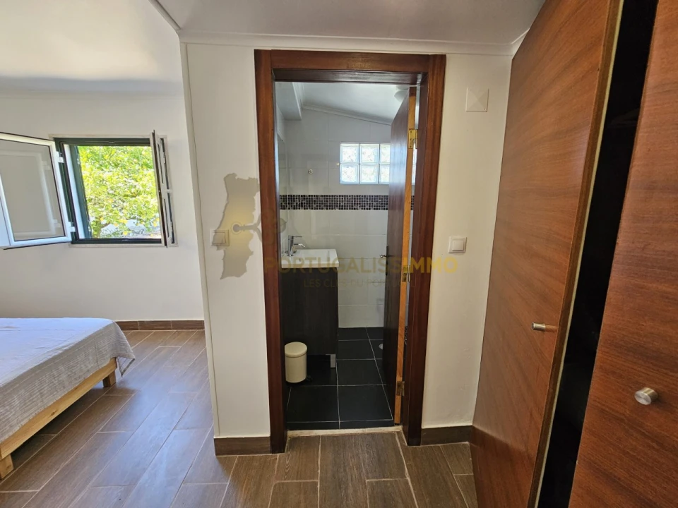 Moradia T3 para Venda em Carregueiros Foto 15