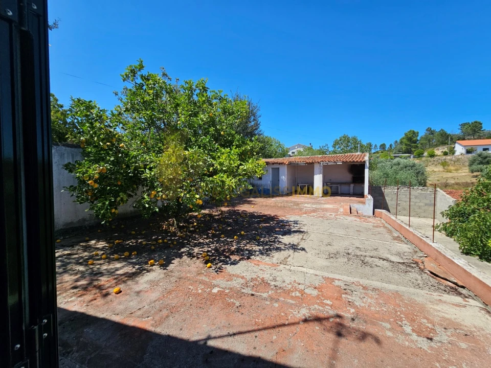 Moradia T3 para Venda em Carregueiros Foto 27