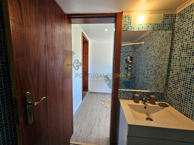 Moradia T3 para Venda em Carregueiros Foto 24