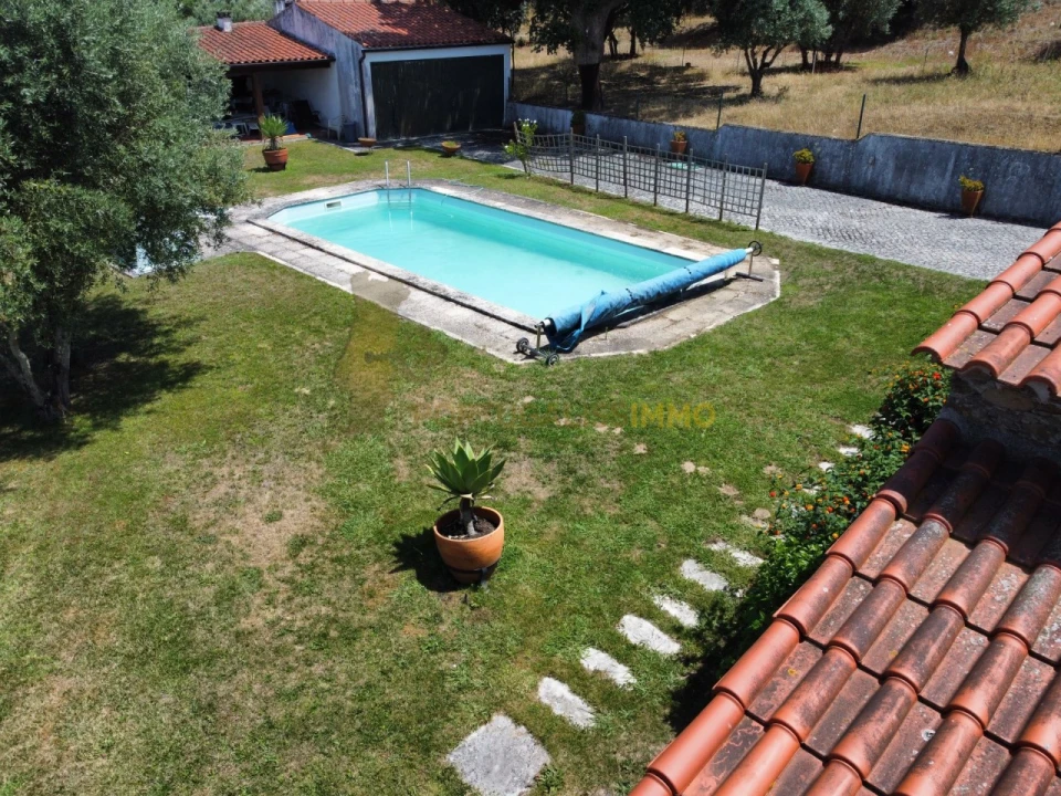 Quinta T2 para Venda em Serra e Junceira Foto 29