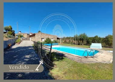 Quinta T2 para Venda em Serra e Junceira