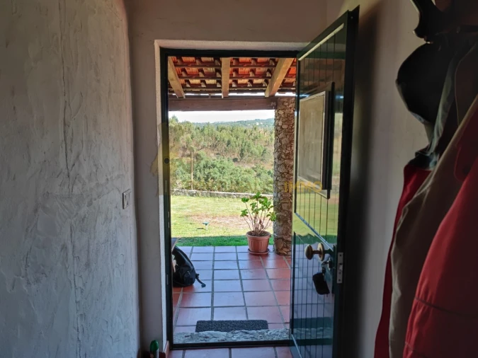 Quinta T2 para Venda em Serra e Junceira Foto 11