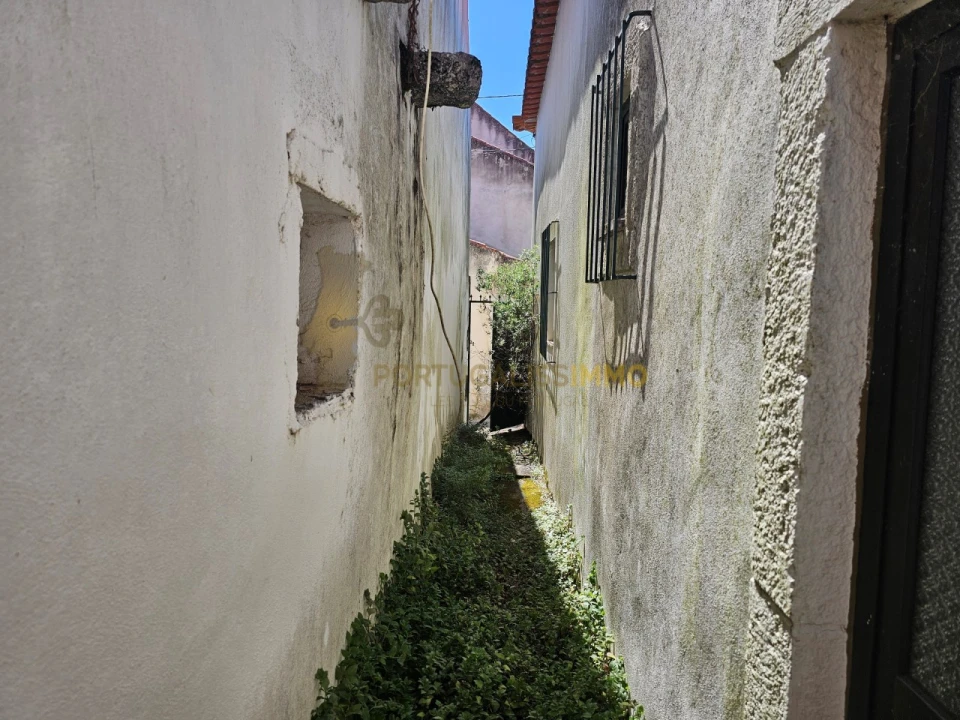 Moradia T2 para Venda em Olaia e Paço Foto 9