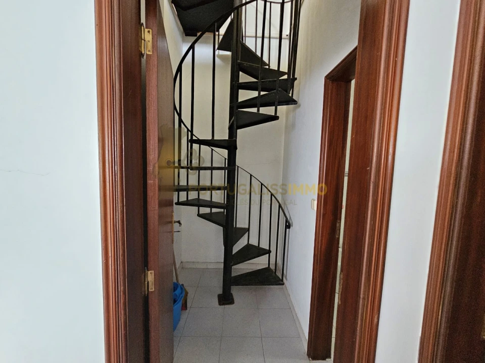 Moradia T2 para Venda em Olaia e Paço Foto 17