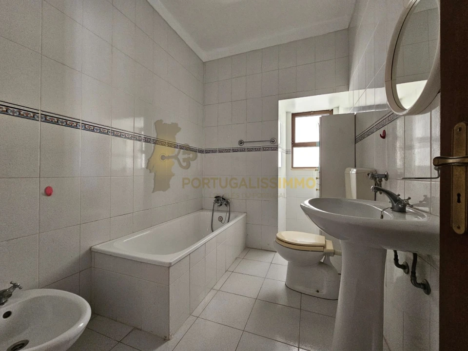 Moradia T2 para Venda em Olaia e Paço Foto 13