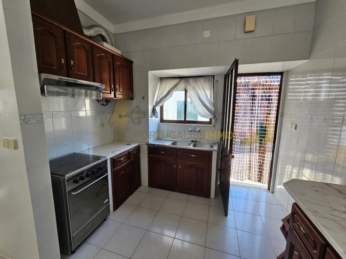 Moradia T2 para Venda em Olaia e Paço Foto 3