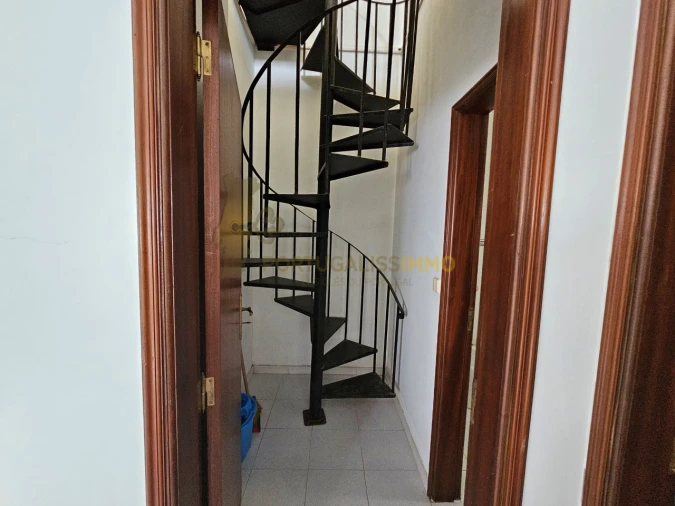 Moradia T2 para Venda em Olaia e Paço Foto 17