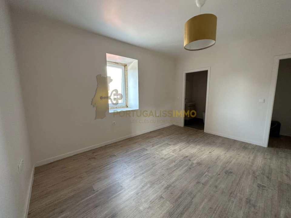 Moradia T3 para Venda em Além da Ribeira e Pedreira Foto 32