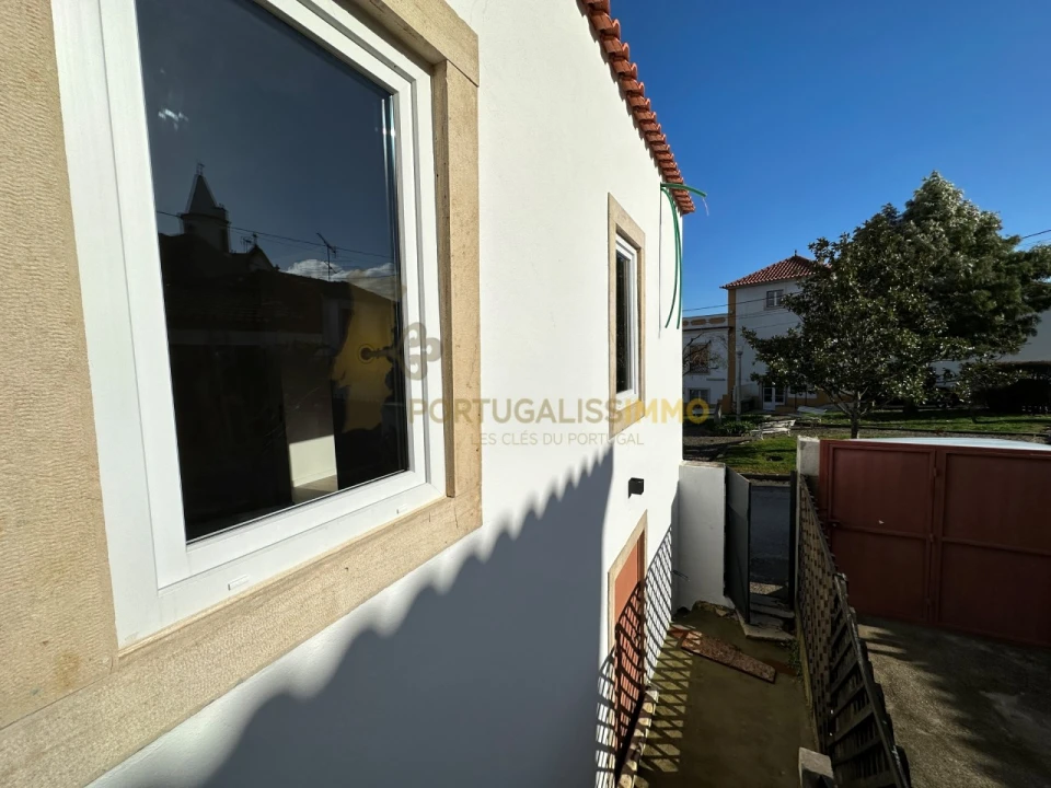 Moradia T3 para Venda em Além da Ribeira e Pedreira Foto 36