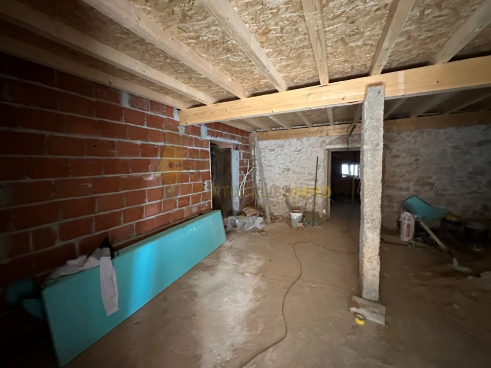 Moradia T3 para Venda em Além da Ribeira e Pedreira Foto 47