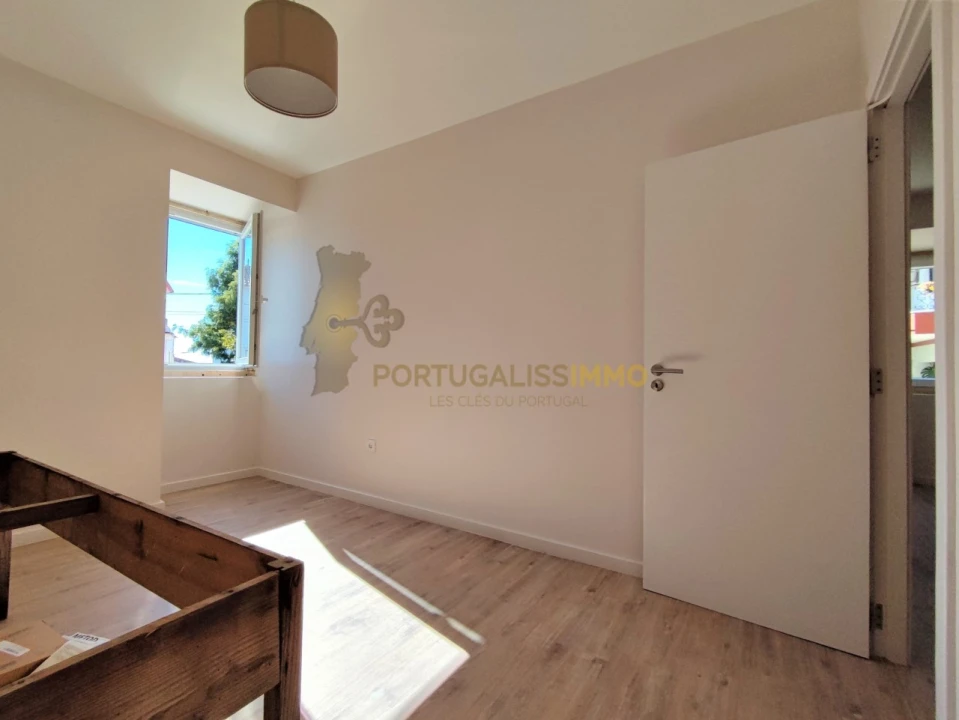 Moradia T3 para Venda em Além da Ribeira e Pedreira Foto 20