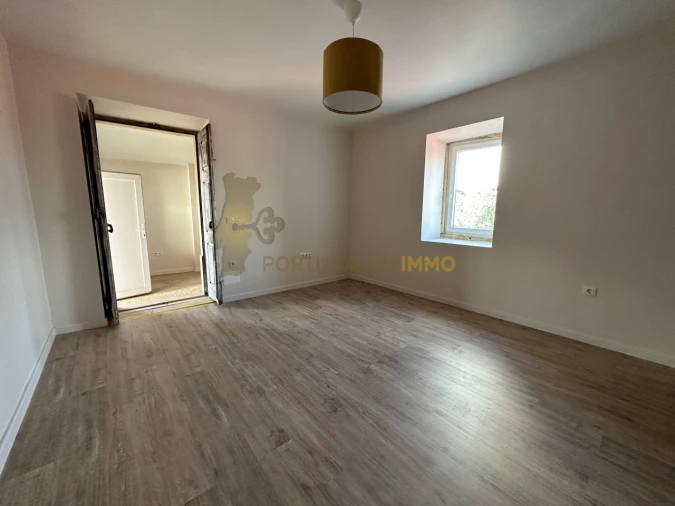 Moradia T3 para Venda em Além da Ribeira e Pedreira Foto 30