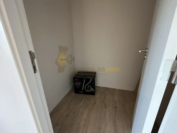 Moradia T3 para Venda em Além da Ribeira e Pedreira Foto 35