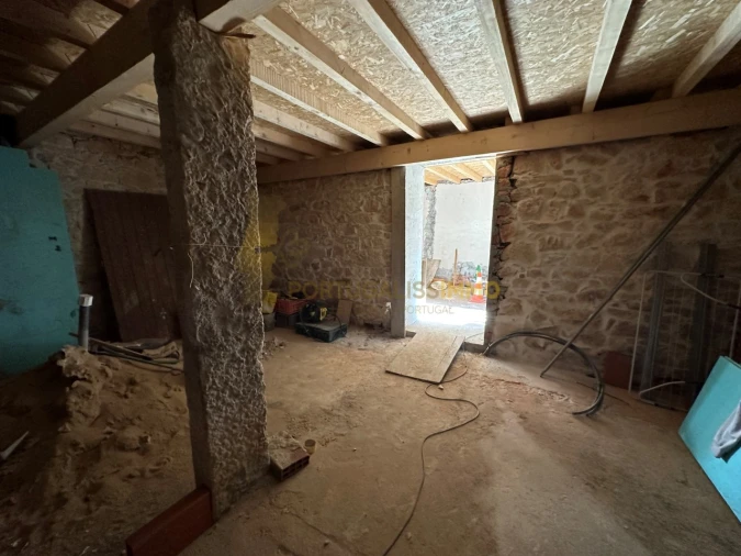 Moradia T3 para Venda em Além da Ribeira e Pedreira Foto 44