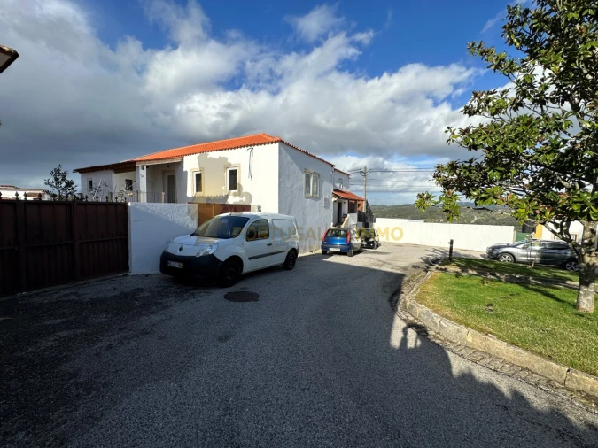 Moradia T3 para Venda em Além da Ribeira e Pedreira Foto 50