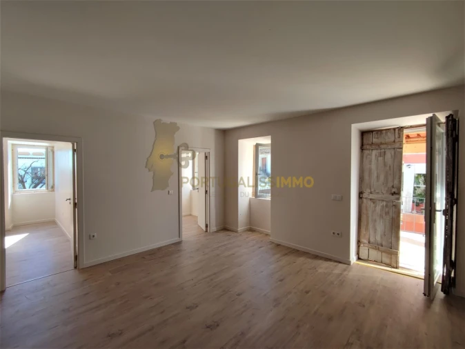 Moradia T3 para Venda em Além da Ribeira e Pedreira Foto 15