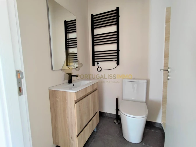 Moradia T3 para Venda em Além da Ribeira e Pedreira Foto 14