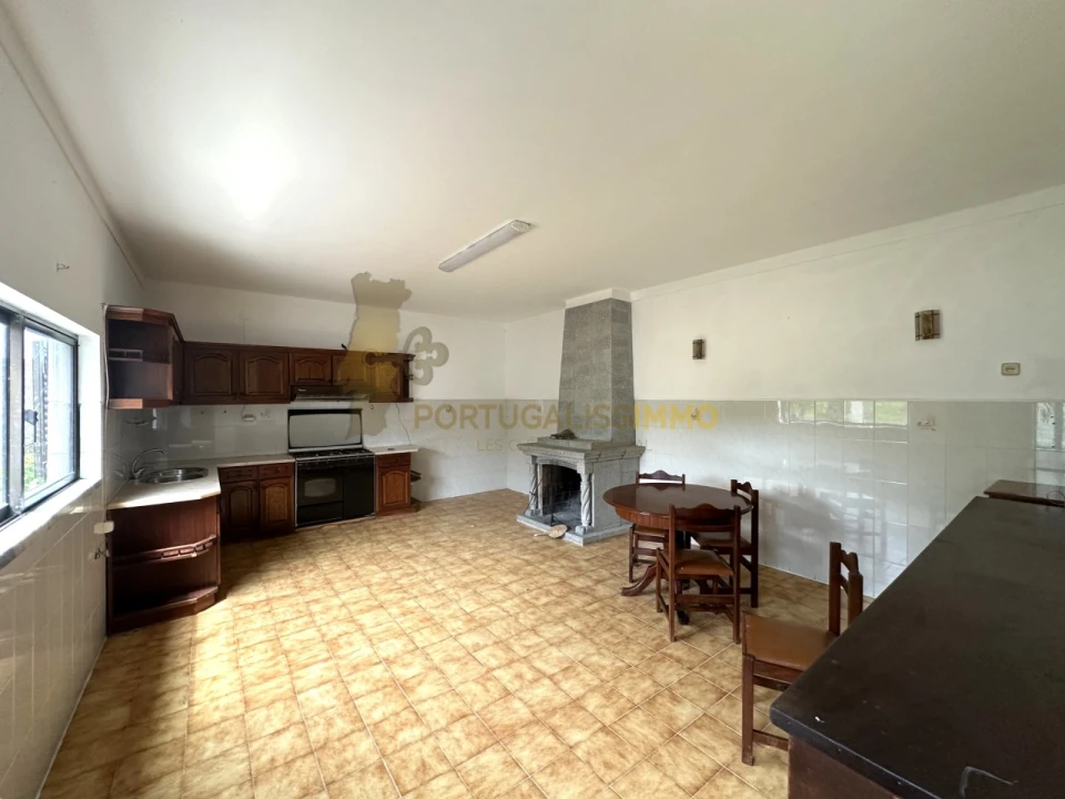 Moradia T3 para Venda em Chãos Foto 5