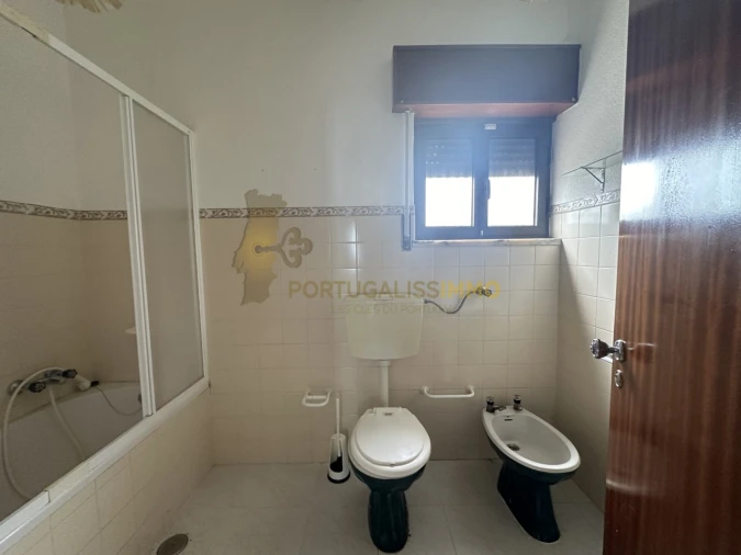 Moradia T3 para Venda em Chãos Foto 16