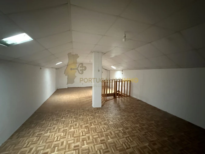 Moradia T3 para Venda em Chãos Foto 18