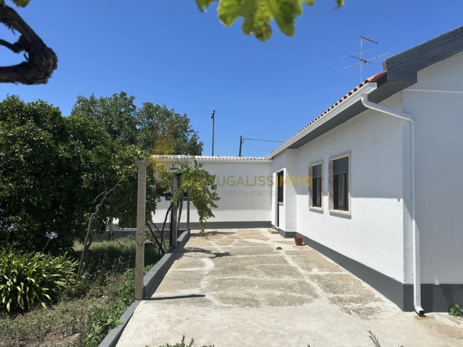 Moradia T3 para Venda em Chãos Foto 32