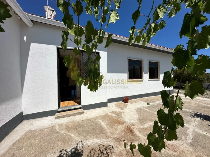 Moradia T3 para Venda em Chãos Foto 35