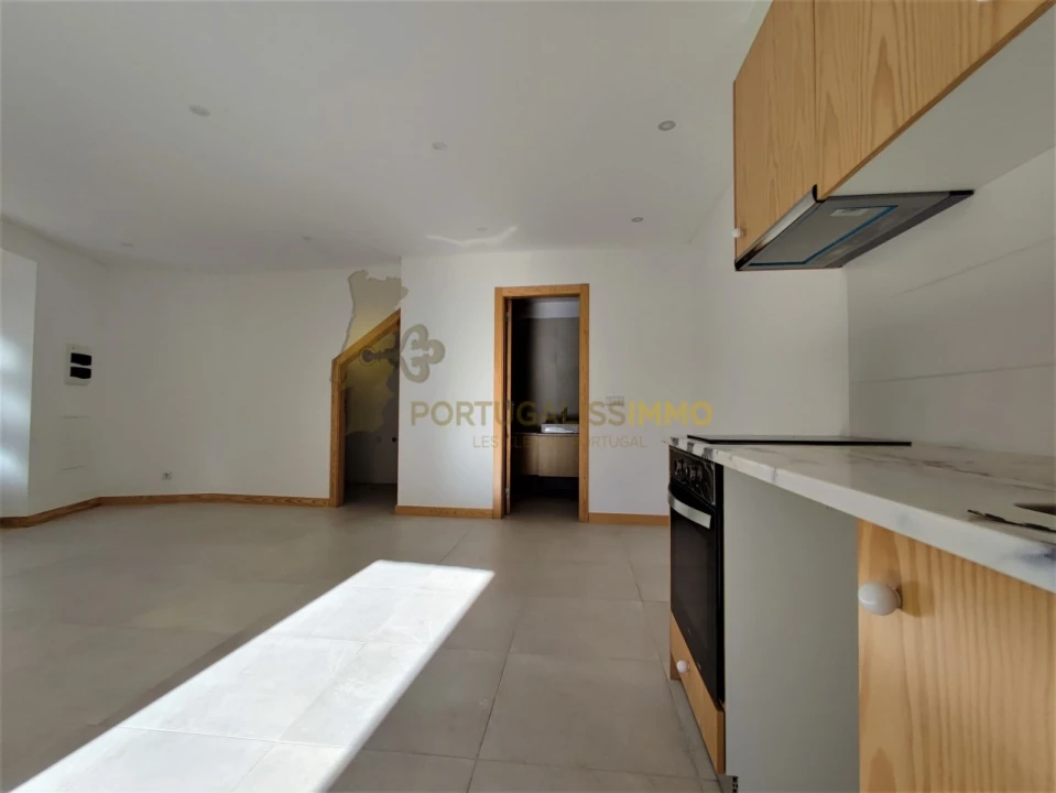 Apartamento para Venda em Constancia Foto 4