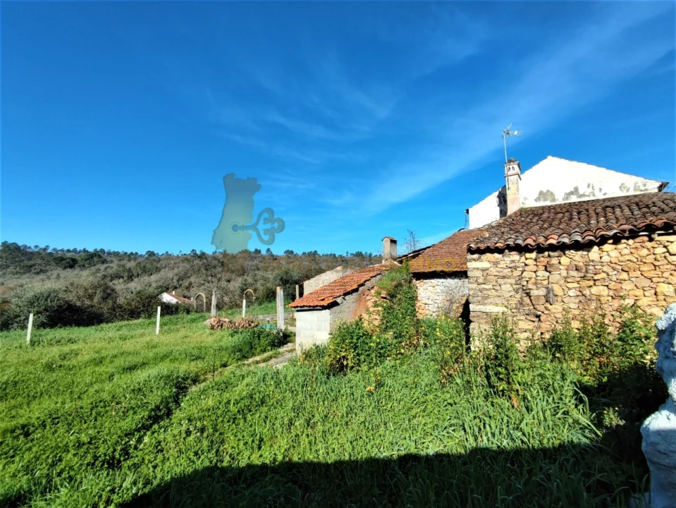 Quinta T3 para Venda em Casais e Alviobeira Foto 53