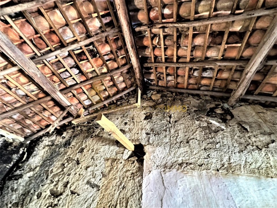 Terreno para Venda em Beco Foto 13