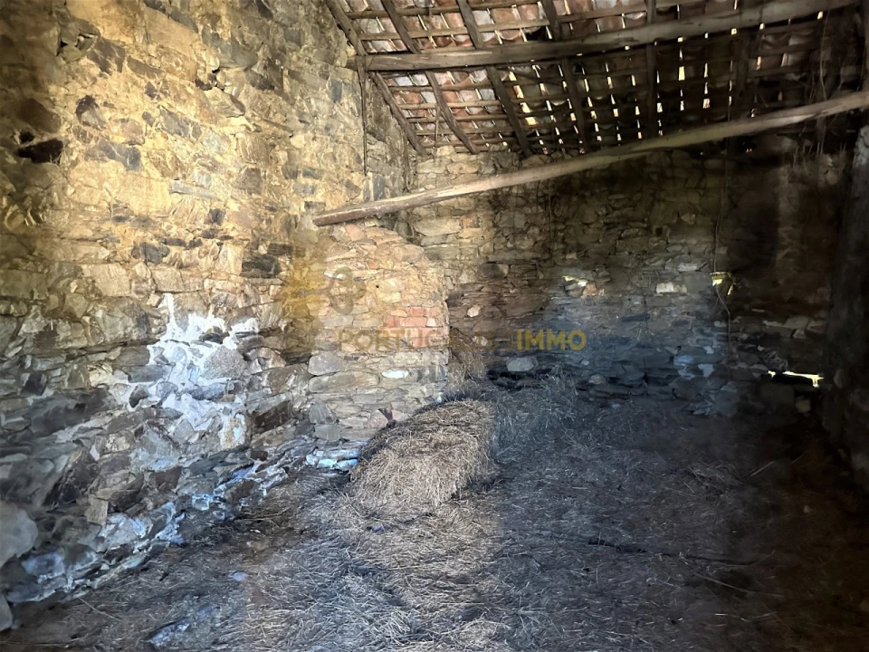 Terreno para Venda em Beco Foto 22