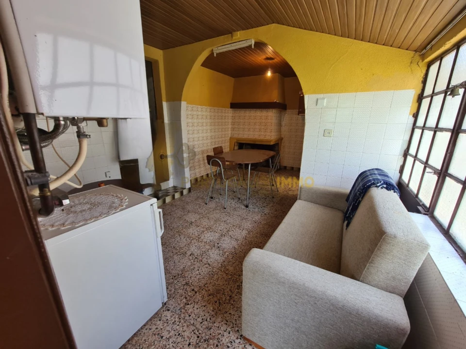 Moradia T2 para Venda em Chãos Foto 10