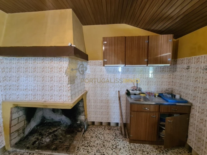 Moradia T2 para Venda em Chãos Foto 6