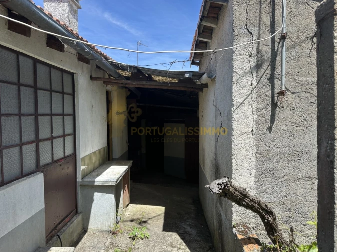 Moradia T2 para Venda em Chãos Foto 28