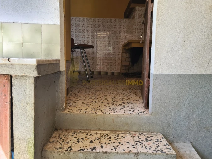 Moradia T2 para Venda em Chãos Foto 4