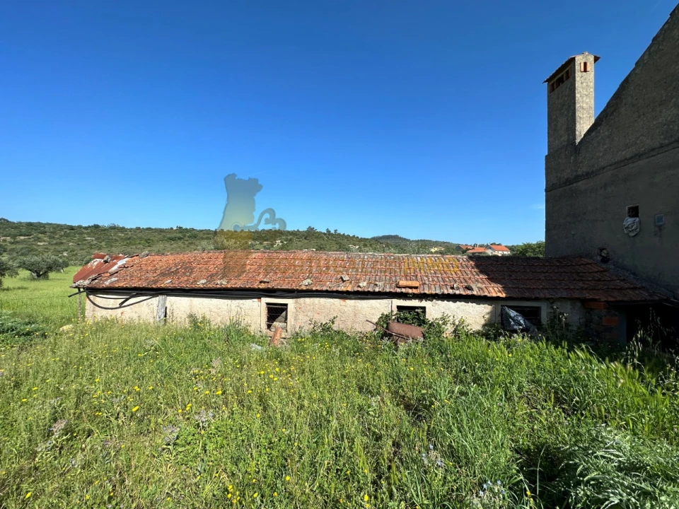 Moradia T2 para Venda em Chãos Foto 24