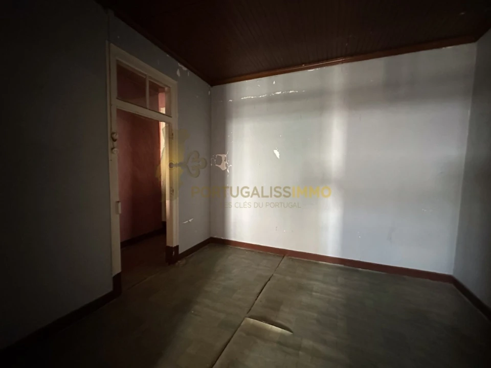 Moradia T4 para Venda em Carregueiros Foto 29