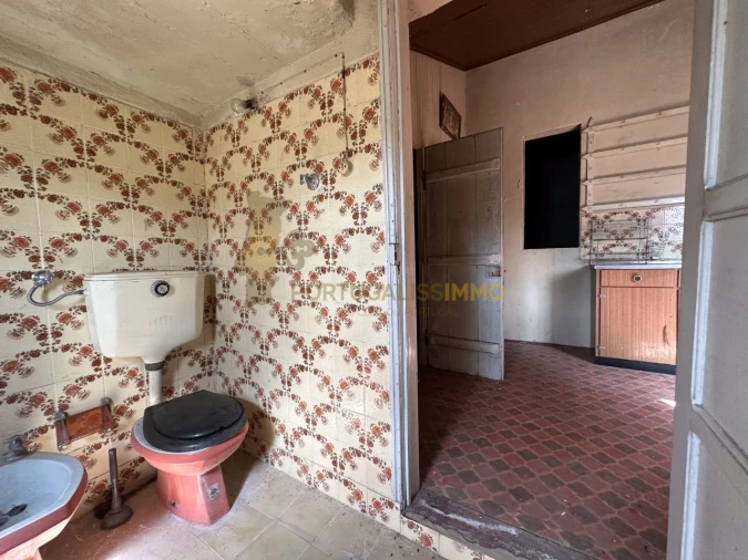 Moradia T4 para Venda em Carregueiros Foto 23