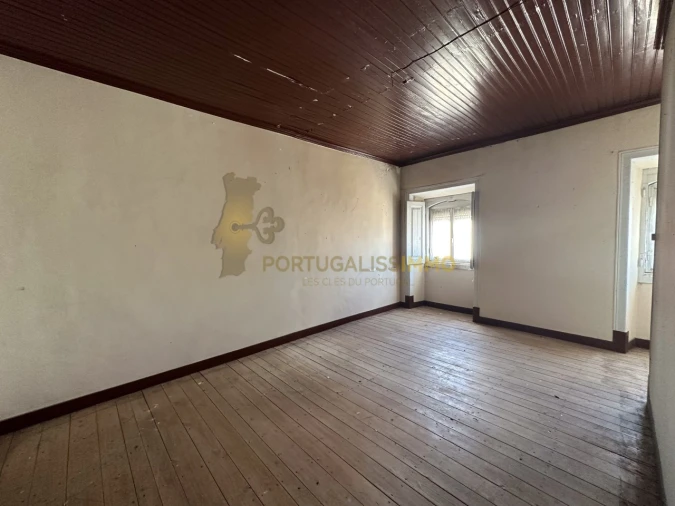 Moradia T4 para Venda em Carregueiros Foto 31