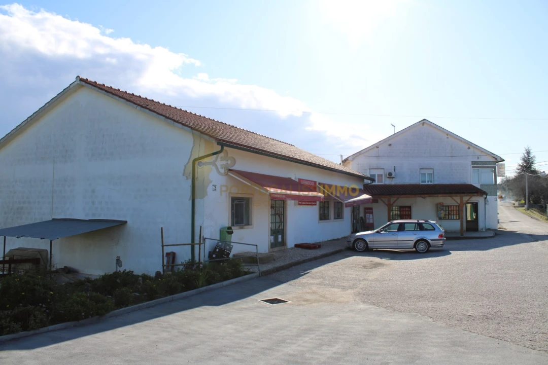 Negócio para Venda em Além da Ribeira e Pedreira Foto 1