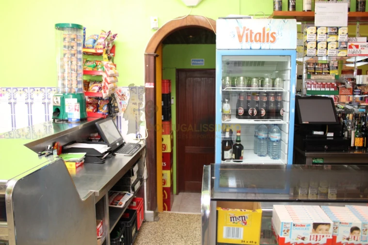 Negócio para Venda em Além da Ribeira e Pedreira Foto 20