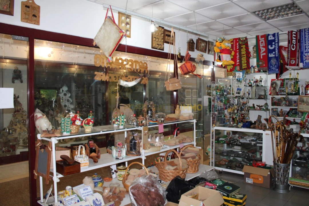 Loja para Venda em São João Baptista e Santa Maria dos Olivais Foto 9