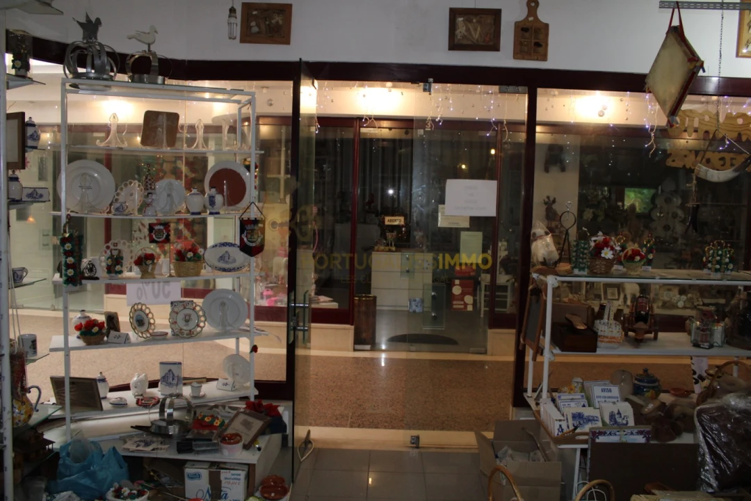 Loja para Venda em São João Baptista e Santa Maria dos Olivais Foto 10