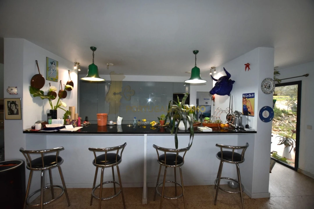 Moradia T5 para Venda em Pussos São Pedro Foto 4